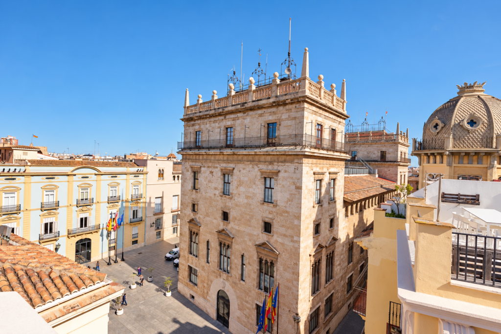 A spectacular terrace · El Carmen chatgpt image oct 9, 2026, 08 54 03 pm