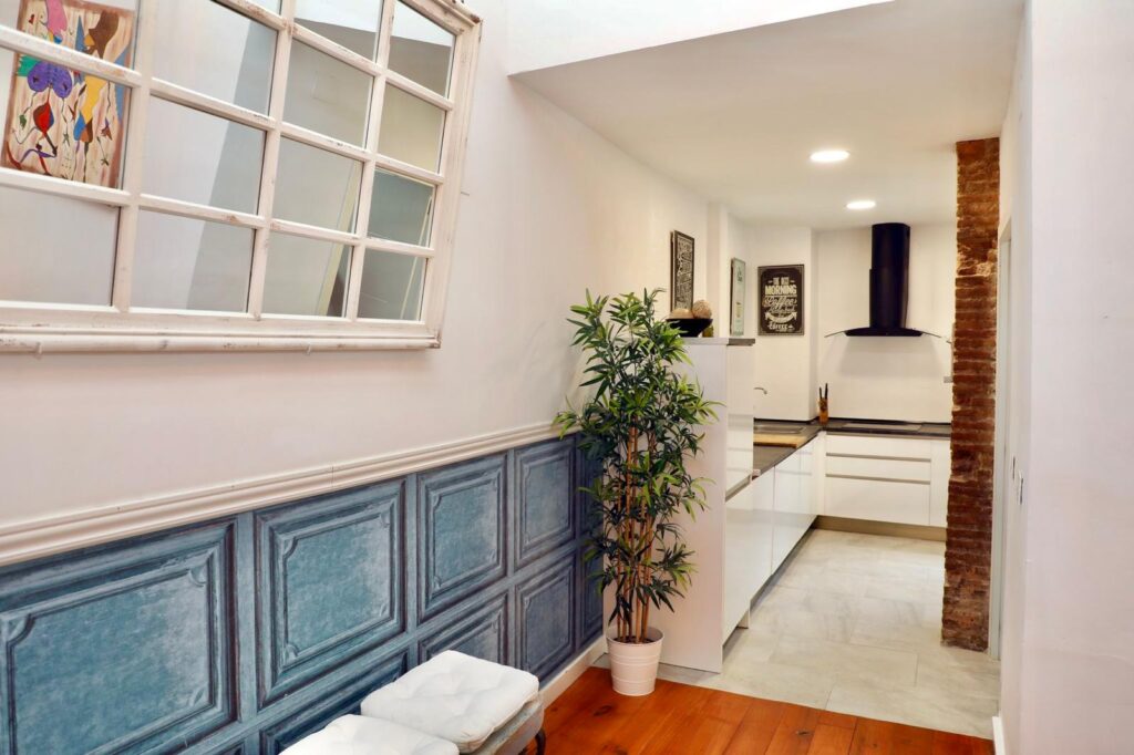 Character & a Cosy Apartment El Cabanyal photo 2026 10 07 21 13 03