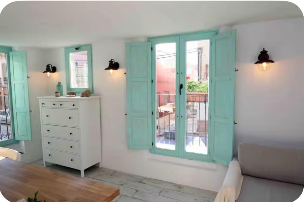 Three Floors of Mediterranean Charm · El Cabanyal photo 2026 10 07 21 14 51