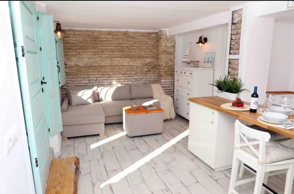 Three Floors of Mediterranean Charm · El Cabanyal whatsapp image 2026 10 07 at 21.14.52 (8)